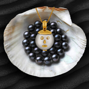 Χρυσό μενταγιόν φατσούλα με φίλντισι product image