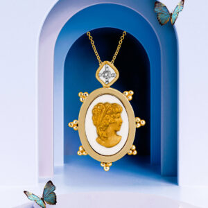 Χρυσό μενταγιόν κοπέλα με cameo αισθητική product image